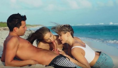 Вывез на Мальдивы двух содержанок после карантина